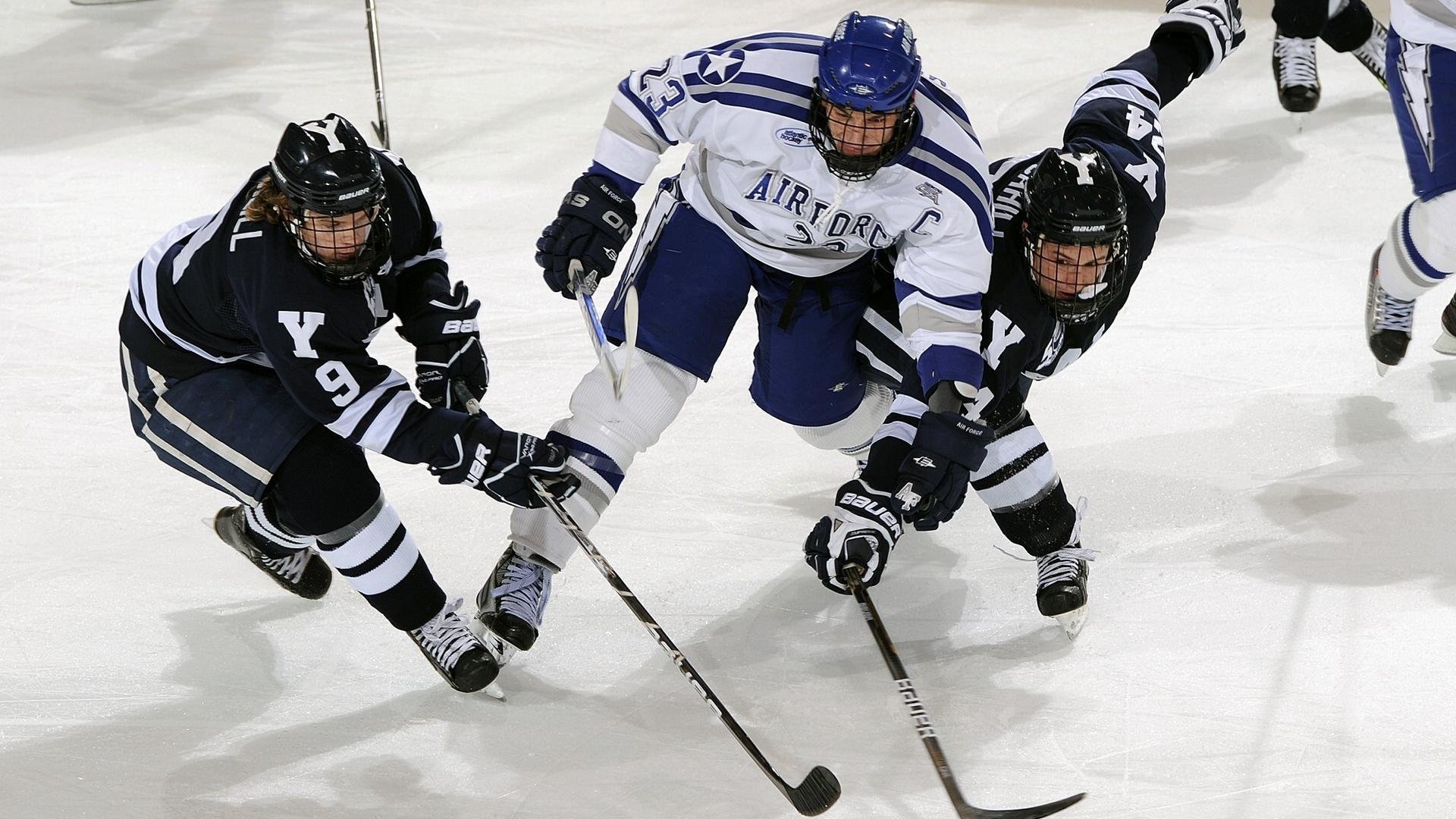 DB电竞解说-利拉德之夜，当NBA巨星与F1引擎在同一个夜晚轰鸣